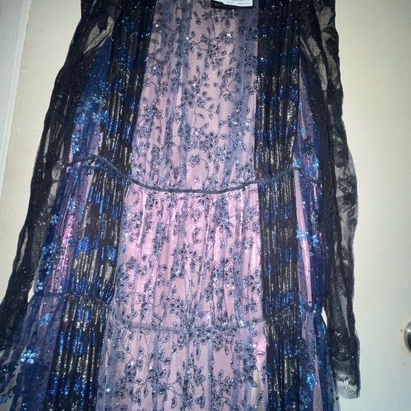 Authentic lancing robe dress - Picture 3 of 11